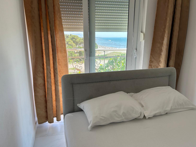 Others 2, Apartments Doda