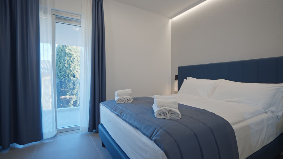Bedroom 2, Hotel Cristal, Brescia
