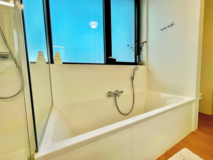 Bathroom 3, Sparkling Antwerp Penthouse Near Hub, Antwerpen