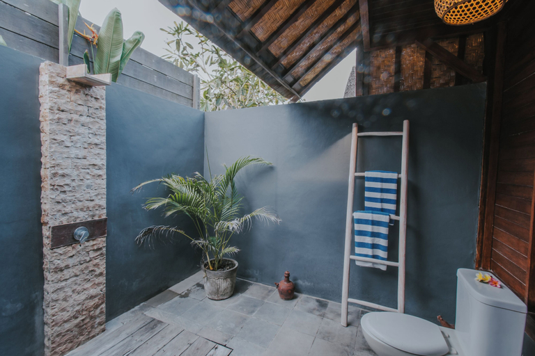 Bathroom 4, Dream Beach Huts, Klungkung