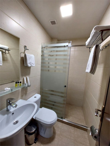 Bathroom 3, Hotel Byond Tashkent, Tashkent City