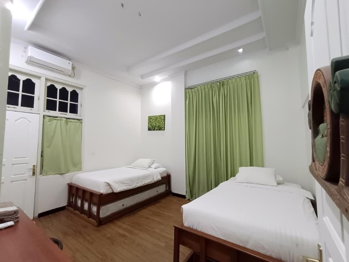 Bedroom 4, Sentosa Lodge, Padang