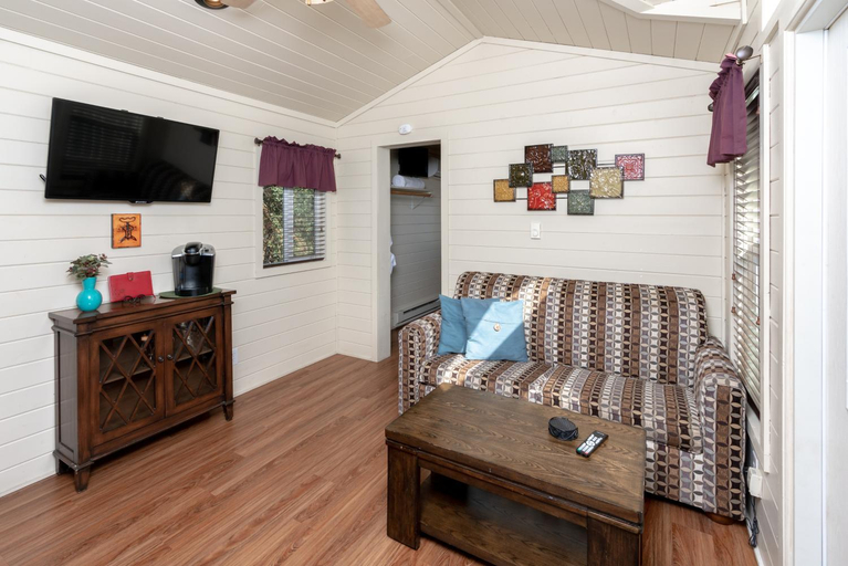 Bedroom, Sun Outdoors Central Coast Wine Country, San Luis Obispo