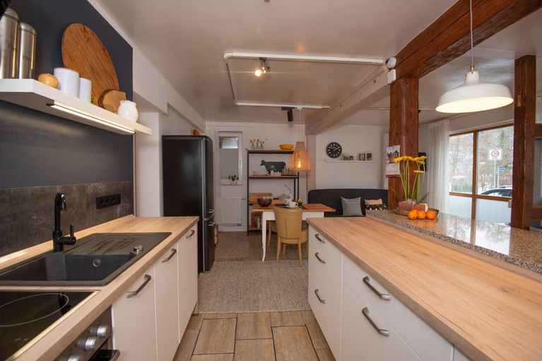 Private kitchen 5, Ferienwohnung fur 4 Personen in Suhl, Suhl