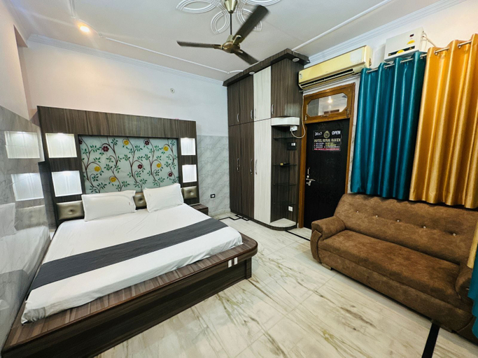 Room 4, Hotel Royal Haven, Lucknow