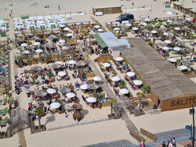 View from property 3, Apartment by North Sea With Ocean Views, West-Vlaanderen