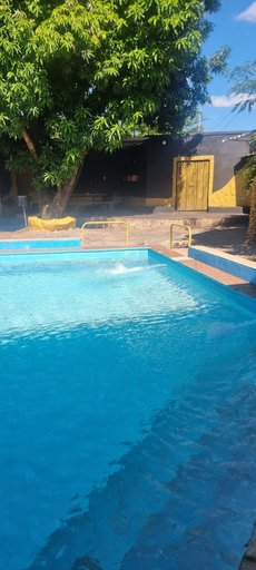 Pool 5, Ypane Residencial, Ypané