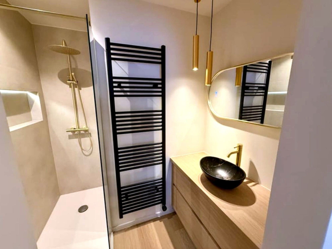 Bathroom 4, Luxury Apartment With sea View, West-Vlaanderen