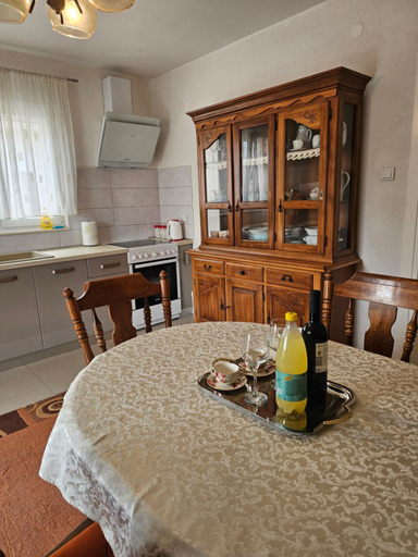 Others 5, Oleander, Three-bedroom Apartment in Trogir, Trogir