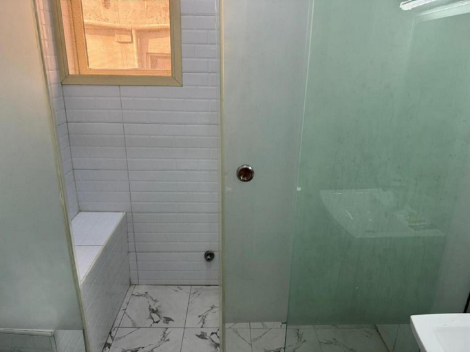 Bathroom 3, Sugarland Hotel & Suites, Ikeja, Ikeja