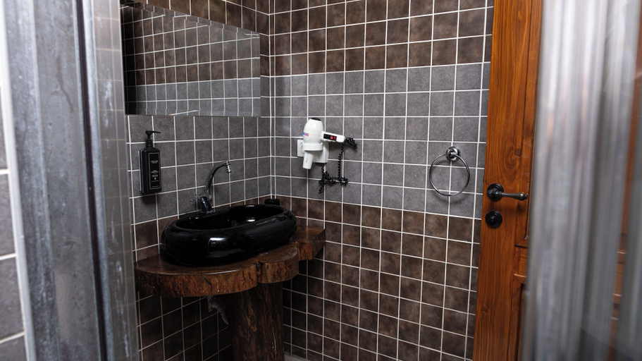 Bathroom 4, Breeze Alacati, Çeşme