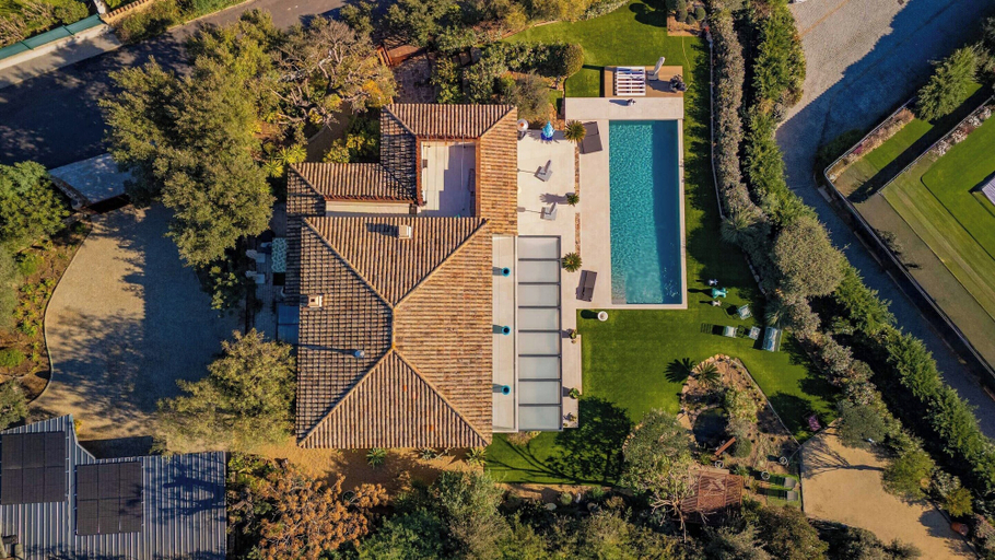 Exterior 3, Exceptional Villa a/c 4br/8p With Pool & Sea View, Var