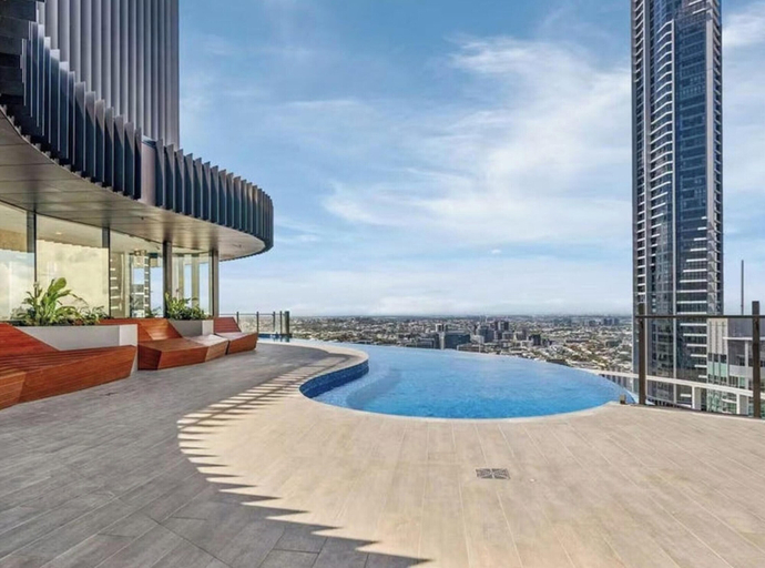 Pool 5, Bright Apartment With Pool and Gym Access, Brisbane