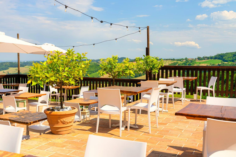 Food & Drinks 5, Antico Borgo di Tabiano Castello, Parma
