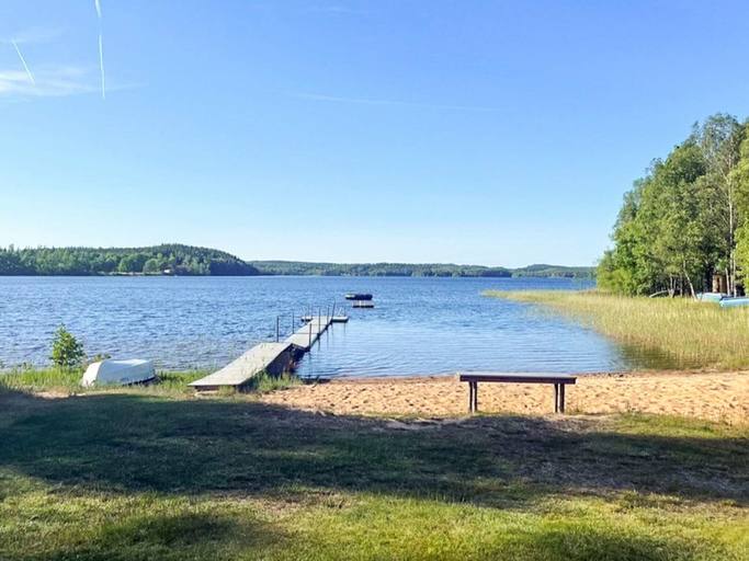 Beach 5, 5 Person Holiday Home in Holsljunga, Svenljunga
