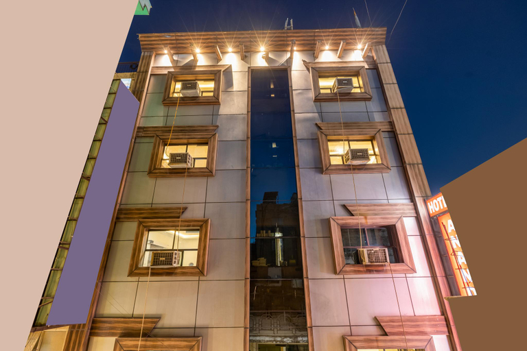 Exterior & Views, Hotel Anand INternational, Delhi