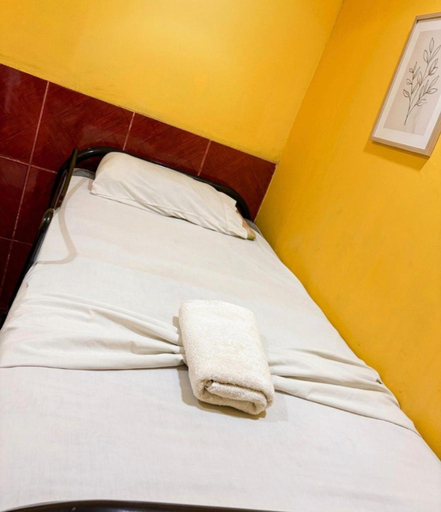 5, Hostal los Cheles, León