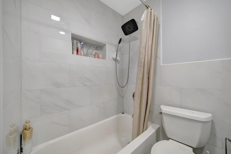 Bathroom 4, Fort Myers Waterfront Boat House, Lee