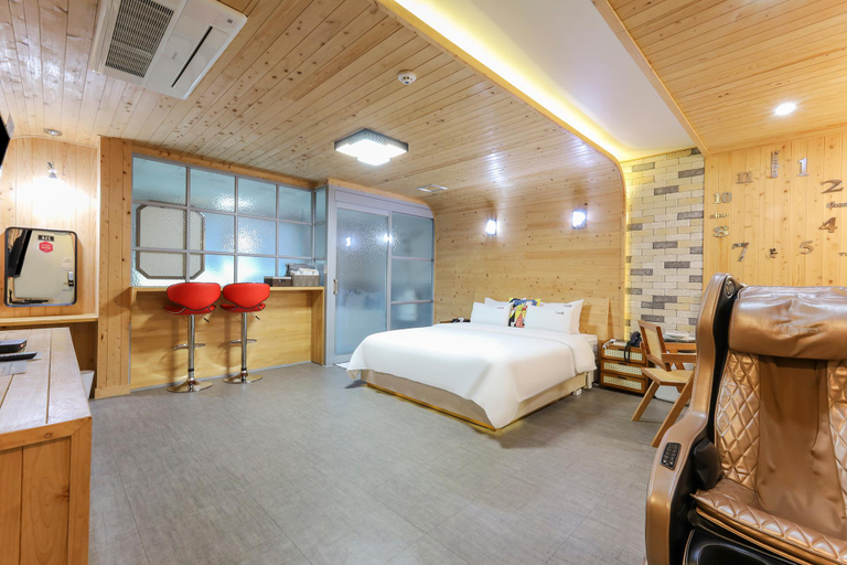 Bedroom 4, Ulsan Yeongnam Alps Dragonfly, Ulju