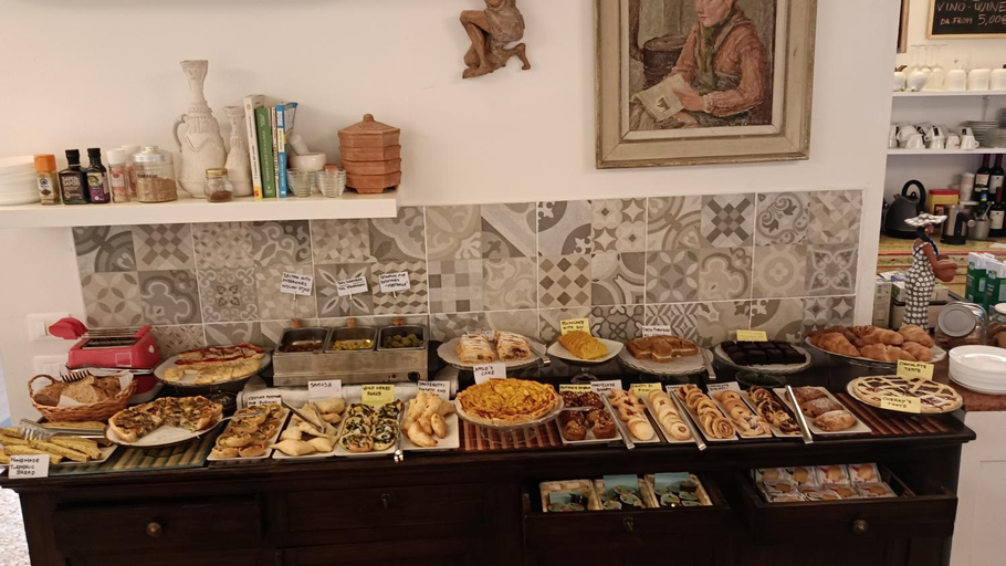 Food & Drinks 4, B&B Meuble Adriana Sirmione Vegan, Brescia