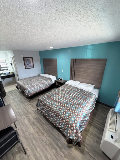 Bedroom 2, Relax Inn, Brazos