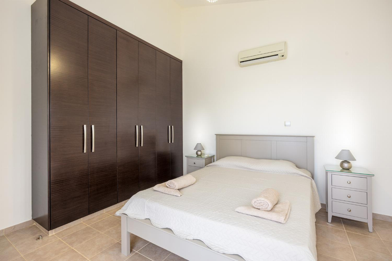 Facilities 2, Villa Lefkos