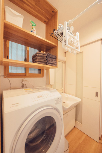Bathroom 3, 大阪民宿3卧室整栋别墅-120平难波心斋桥5分地铁1分最大13人2卫生间, Osaka