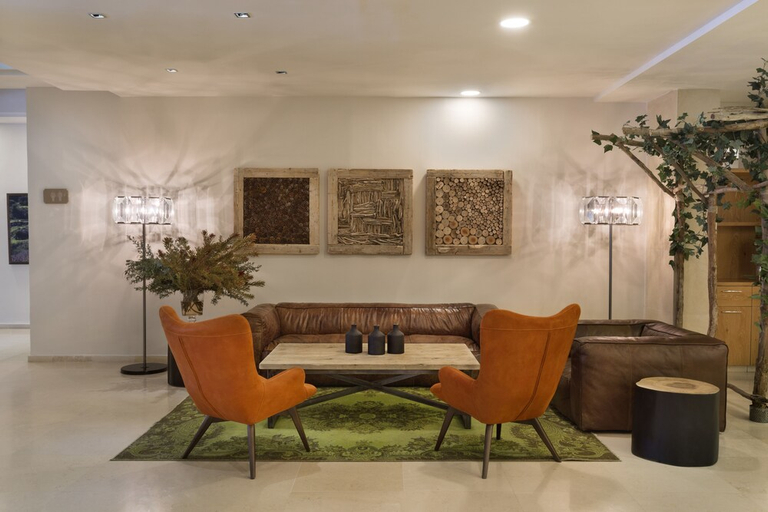Others 5, Yearm Hotel