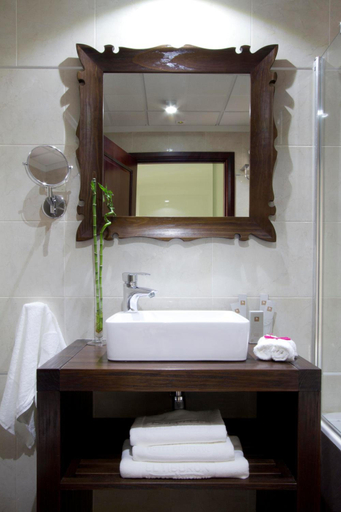 Bathroom 3, Hotel Bluesea Alboran, Málaga