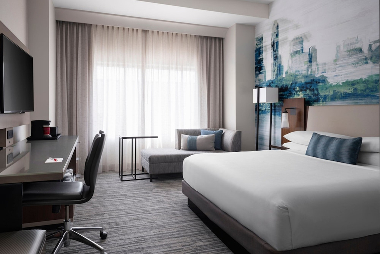 Bedroom 2, Indianapolis Marriott Downtown, Indianapolis