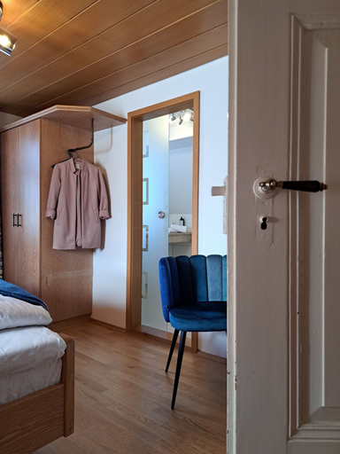 Bedroom 4, Gasthof Hotel Bezold, Ansbach