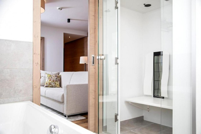 Bathroom 4, Das Hohe Salve Sportresort, Kitzbühel