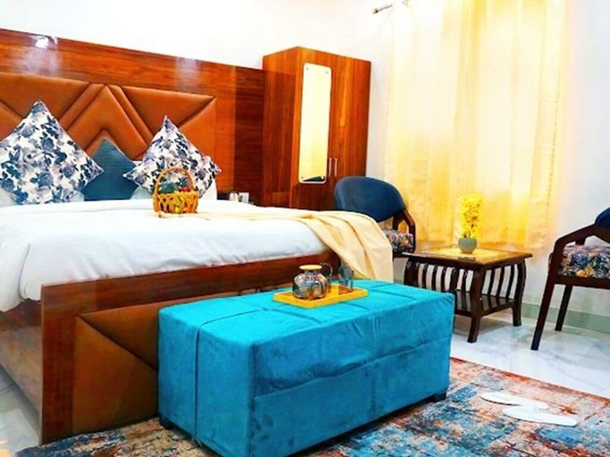 Room 5, Asha heritage Hotel & Restro, Dehradun