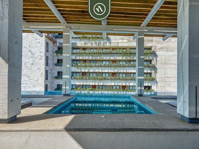 Pool 3, New 1 BR Condo - Oceanview Pool - 2 min to Beach, Compostela