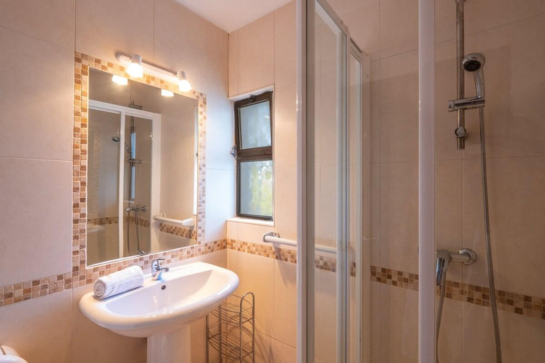 Bathroom 3, Apartment Luna - Resort with a pool, Albufeira