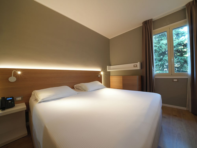 Bedroom 4, Hotiday Room Collection – Lacona, Livorno