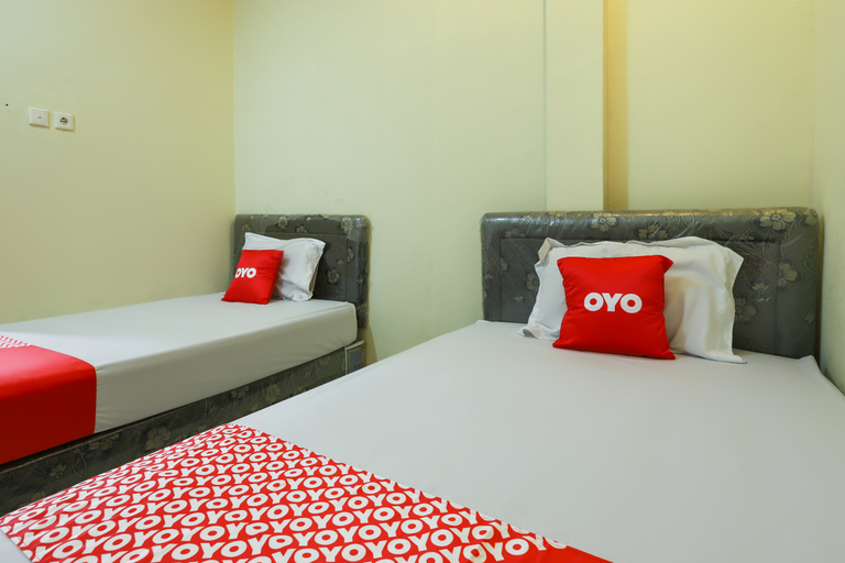 Bedroom 2, OYO 3802 Wisma Cahaya Abadi, Balikpapan
