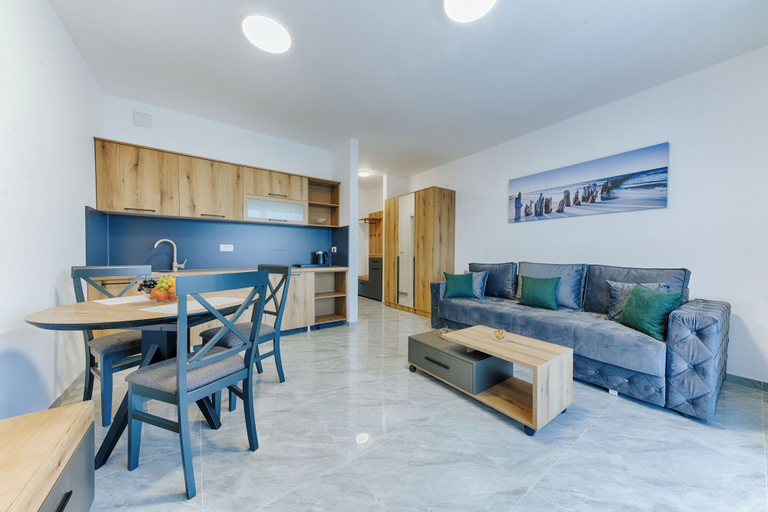 Room 5, ARA Lux Apartments