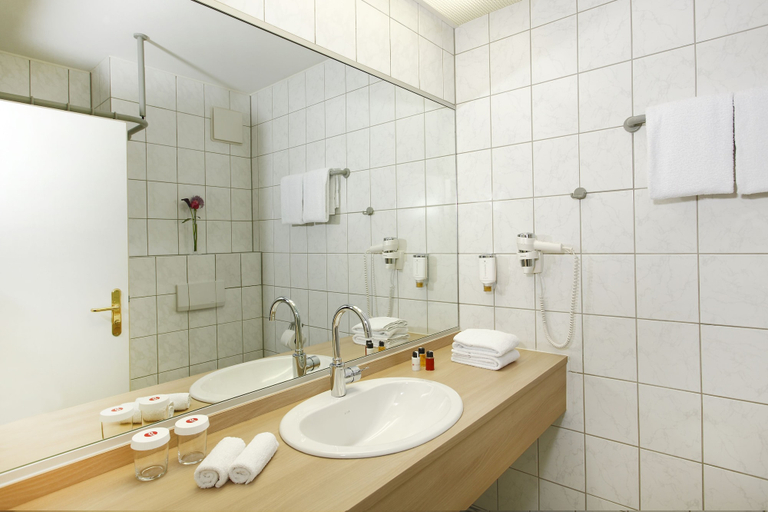 Bathroom 3, Micador Appartementhaus, Rheingau-Taunus-Kreis