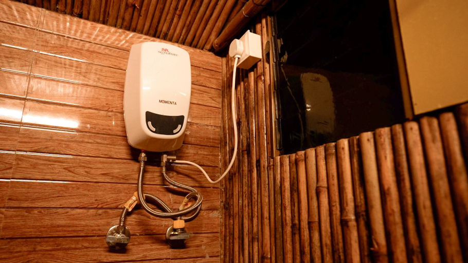 Bathroom 4, The Bamboo Shores Resort, Raigarh