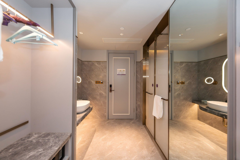 Bathroom 5, Mercure Xinyang East Railway Station, Xinyang