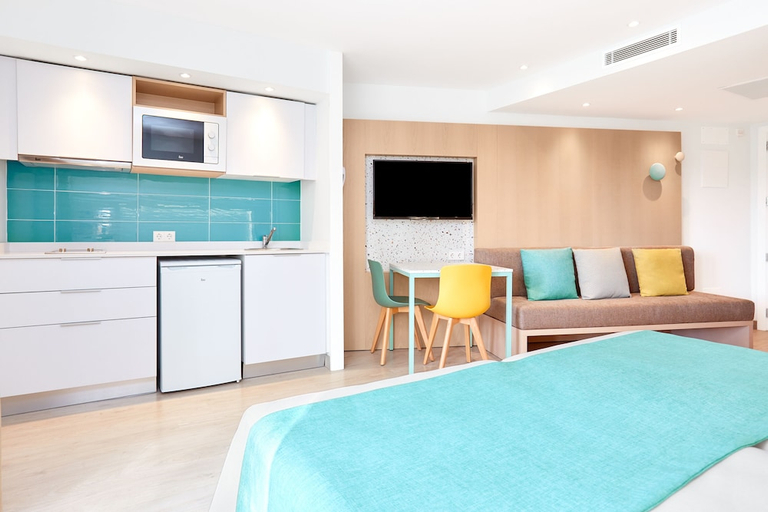 Bedroom 3, Universal Aparthotel Elisa, Baleares