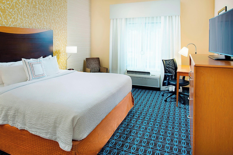 Bedroom 3, Fairfield Inn & Suites by Marriott San Antonio Seaworld, Bexar