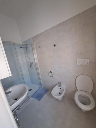 Bathroom, Giada Rooms appartments, Verona