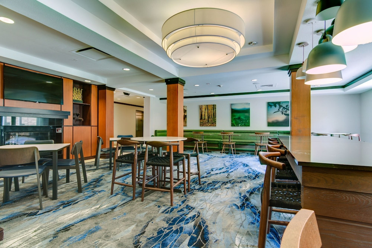 Food & Drinks 4, Fairfield Inn Suites Texarkana, Bowie
