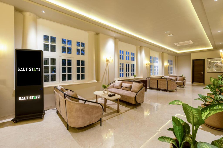 Public Area 2, Saltstayz Autograph Connaught Place, Delhi