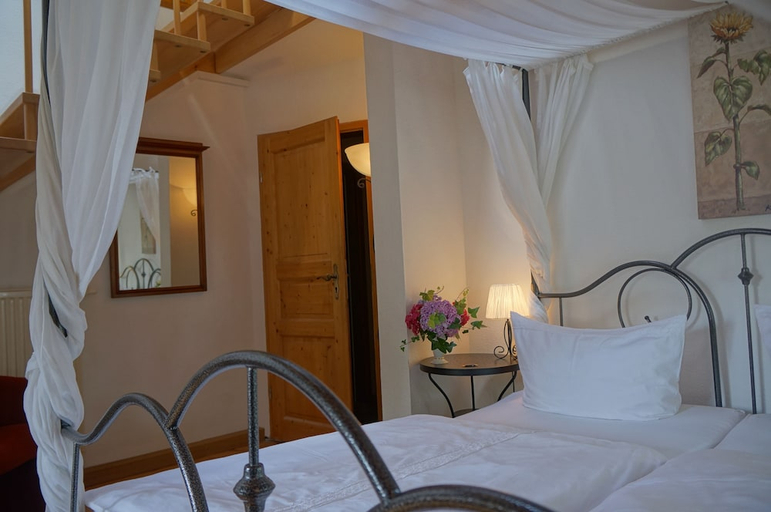 Bedroom 2, Hotel Villa Herzog, Dresden