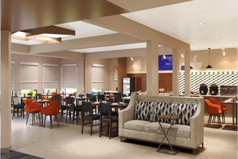 Food & Drinks 5, Holiday Inn Express Redding North by IHG, Shasta