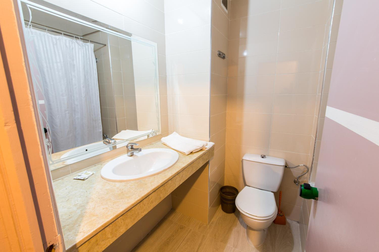 Bathroom 3, Akouas, Meknès