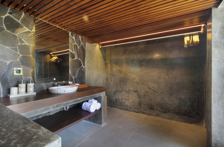 Bathroom 2, Babakan Hill Villas, Karangasem